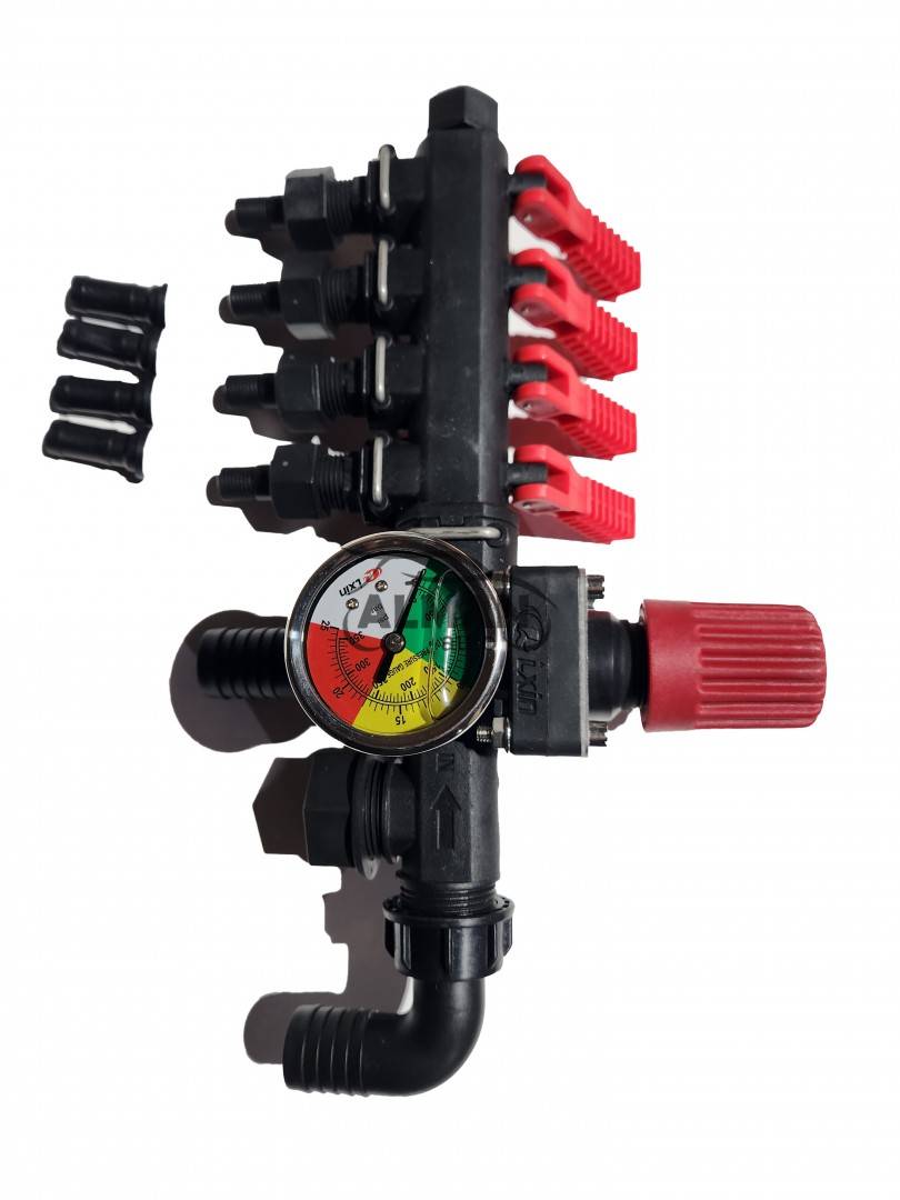 Distribuitor erbicidat cu 4 cai