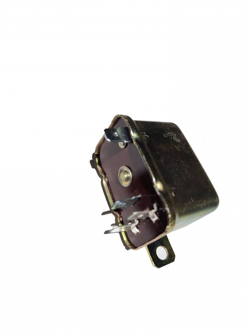 Releu indicator incarcare baterii Tractor U650 1610